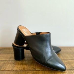 Dolce Vita size 7.5 womens mules black clogs leather